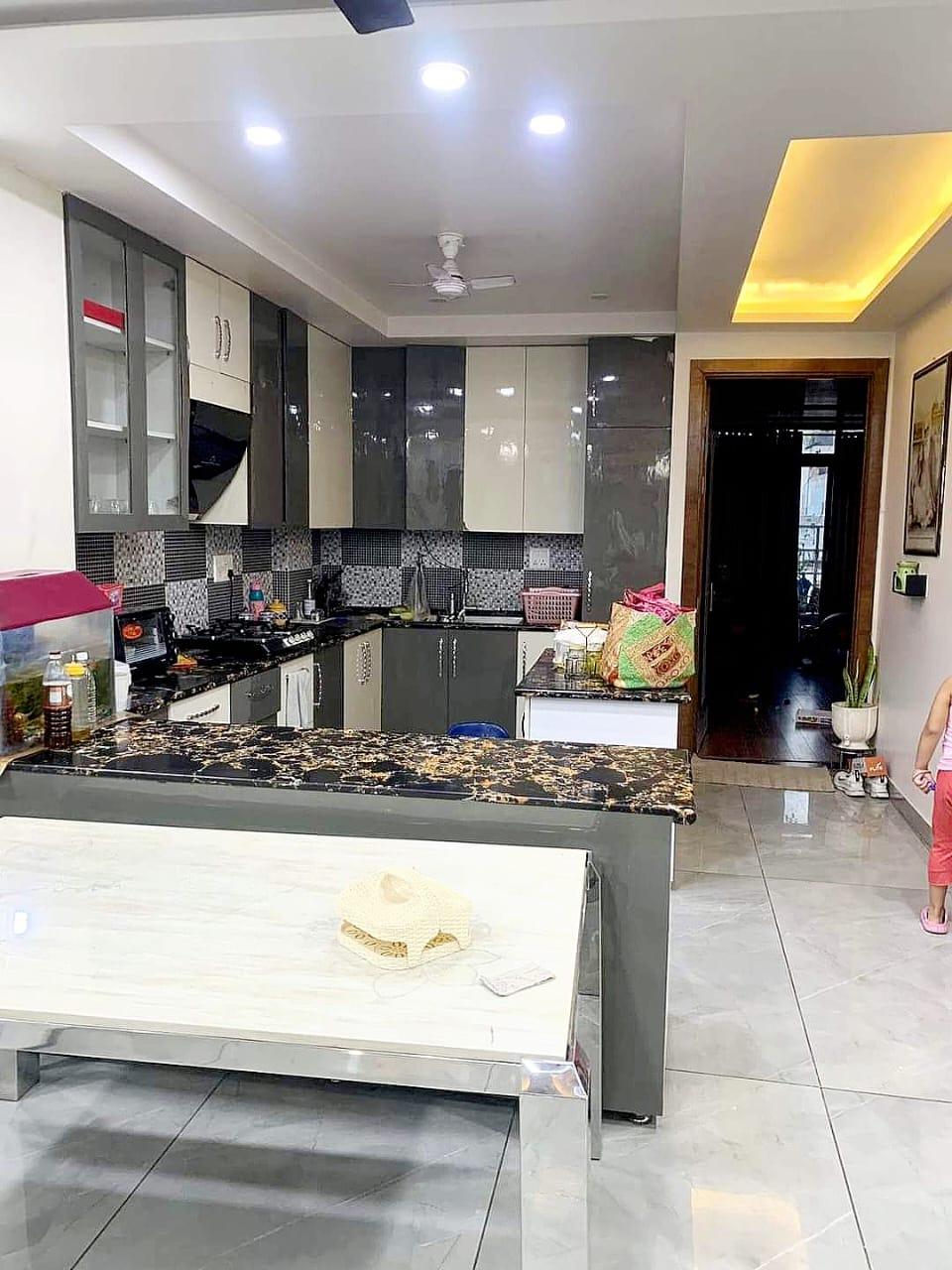 4BHK - View 2