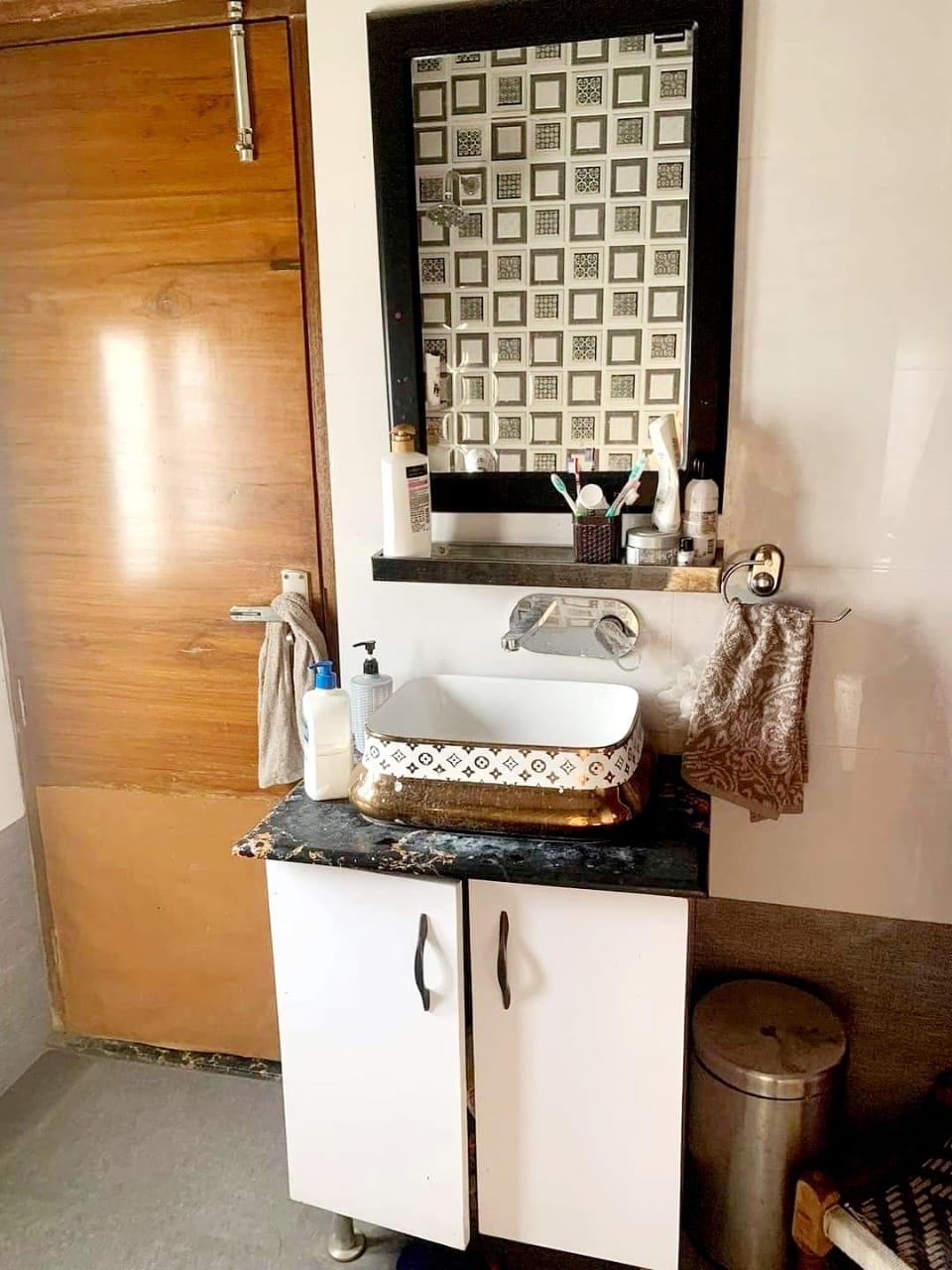 4BHK - View 2