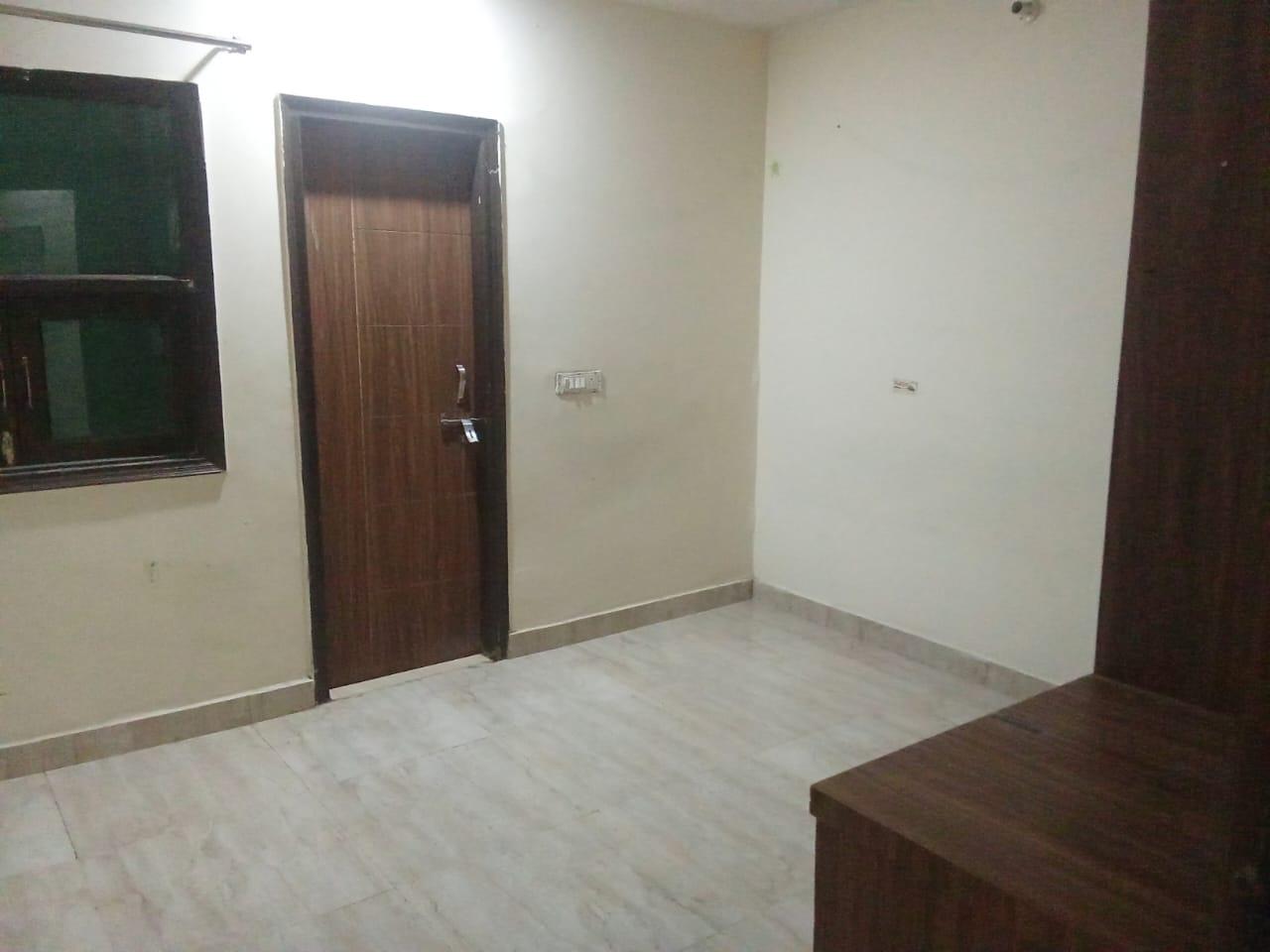 3 BHK Independent Floor in Dwarka sector- 1,new delhi - View 2