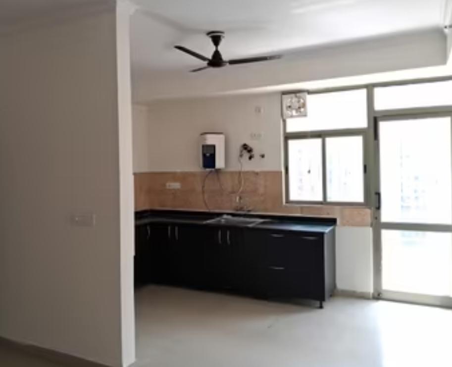 2 BHK Apartment in Lavanya apartment sector- 62,noida - View 3