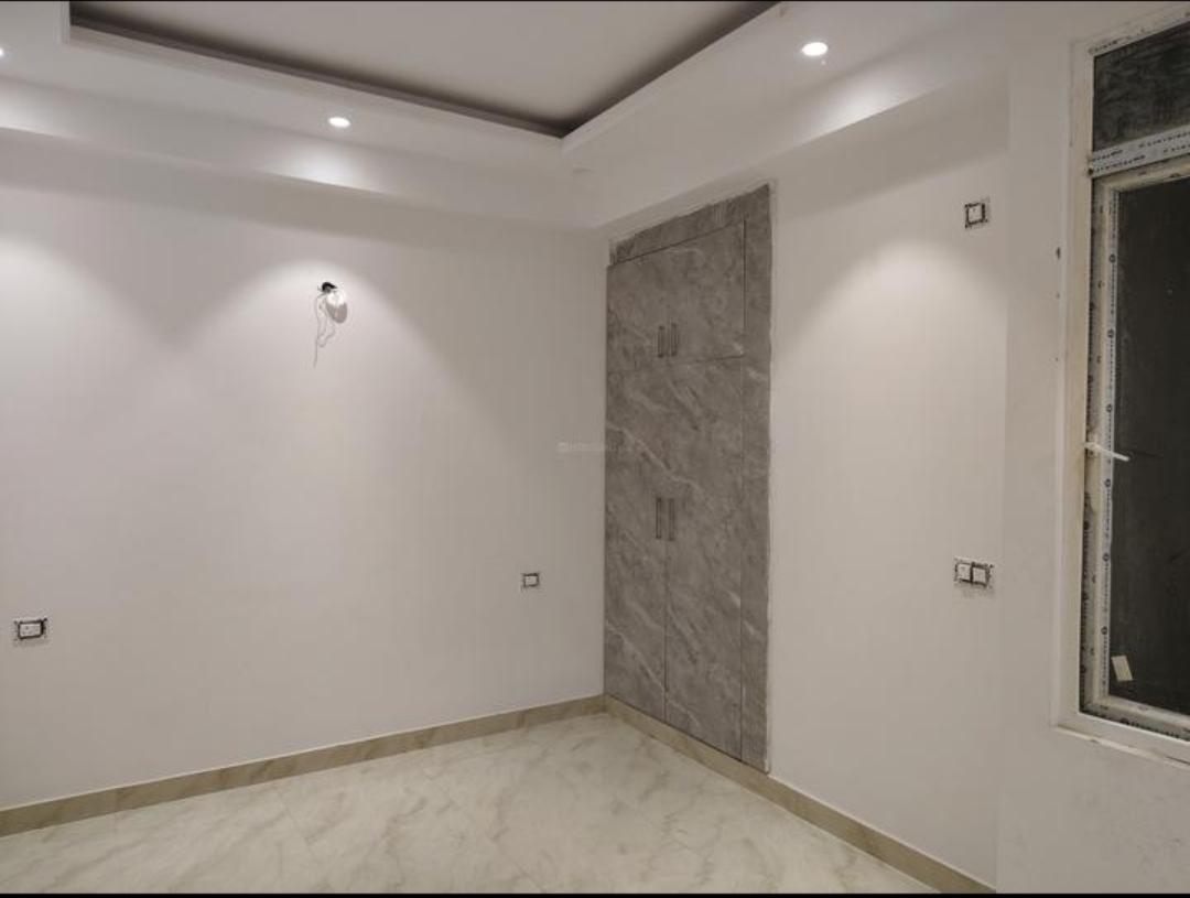 2 BHK Apartment in Vihaan heights sector- 104,noida up