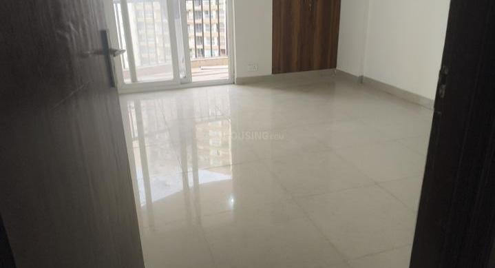 3 BHK Apartment in Amrapali heartbeat city sector-107, Noida up