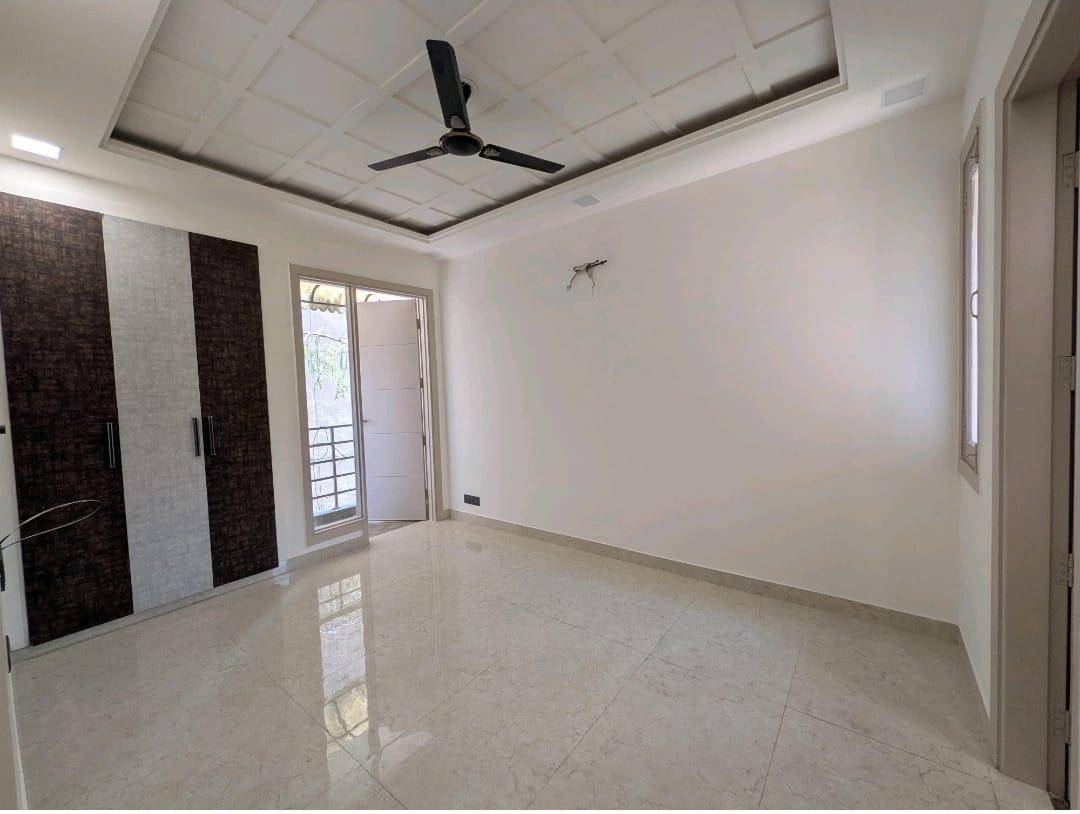 3 BHK Apartment in Balaji apartment sector- 3,dwarka delhi - View 2