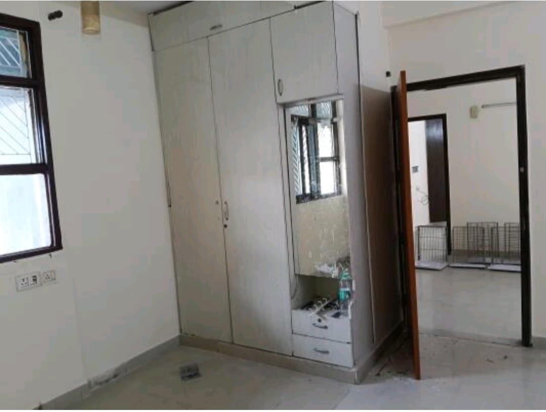 3 BHK Apartment in New jyoti apartment sector 4 dwarka delhi  - View 2