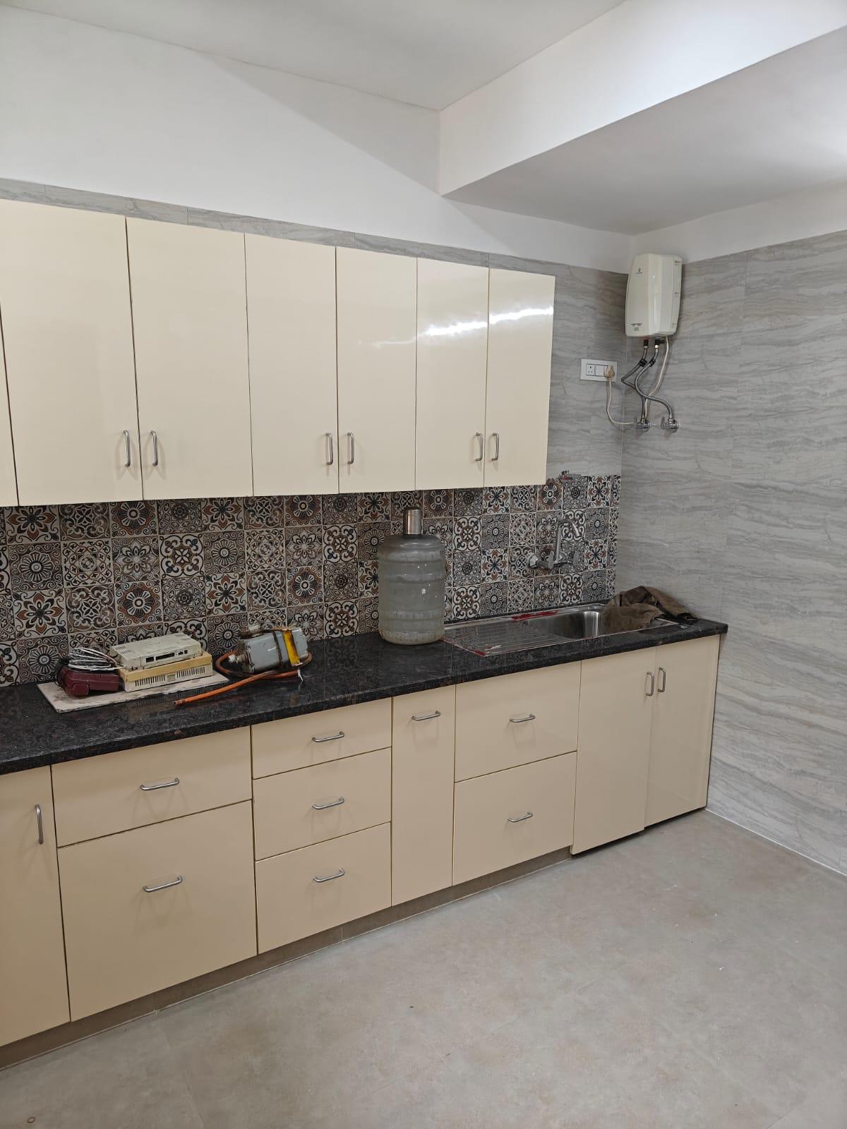 2 BHK Apartment in Sobha Inizio Parel, Mumbai photo 5