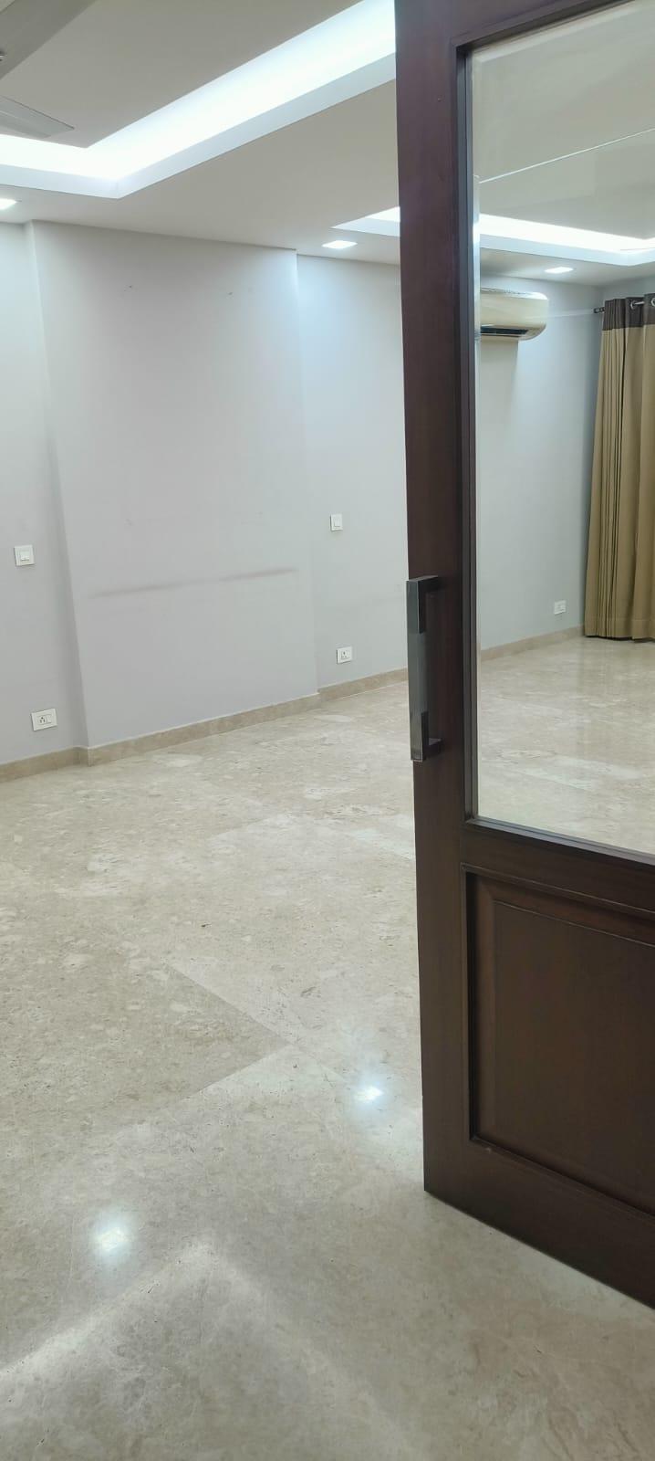 4 BHK Apartment in Piramal Aranya  Byculla, Mumbai photo 8