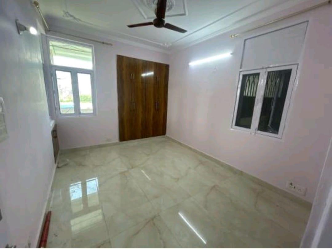 4 BHK Apartment in Eden tower apartment sector 5 dwarka delhi 