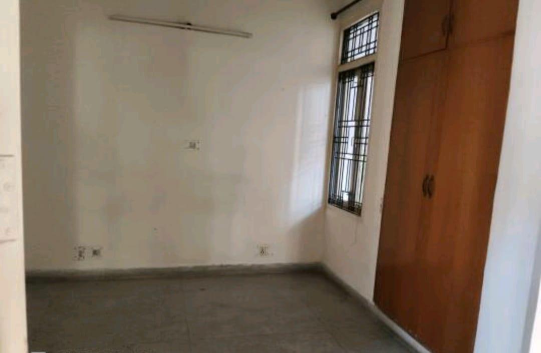 3 BHK Apartment in Kaveri apartment sector 6 dwarka delhi  - View 3