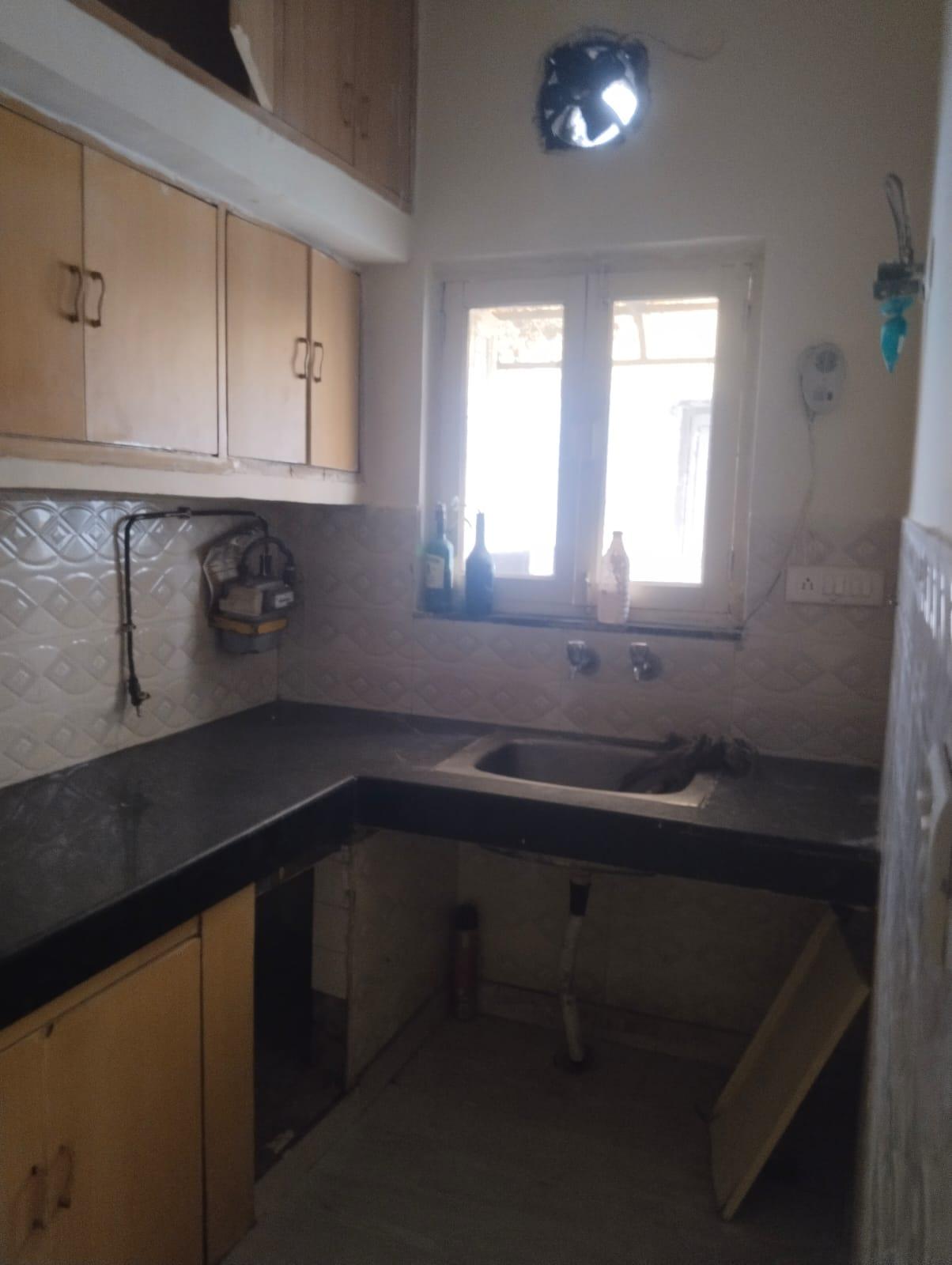 4 BHK Apartment in Chandak Vansham Vile Parle West, Mumbai photo 8
