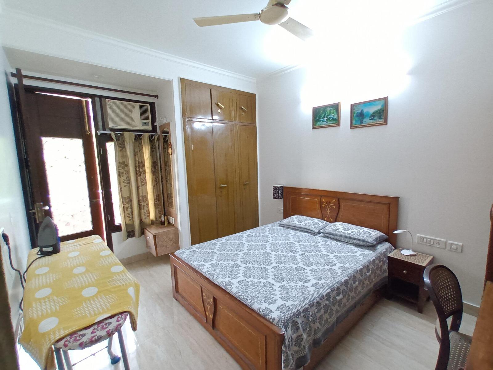 4 BHK Apartment in Sejal City  Goregaon East, Mumbai photo 5