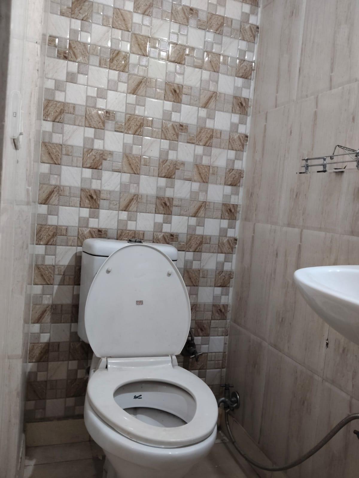 2 BHK Apartment in Sejal City  Goregaon East, Mumbai photo 5