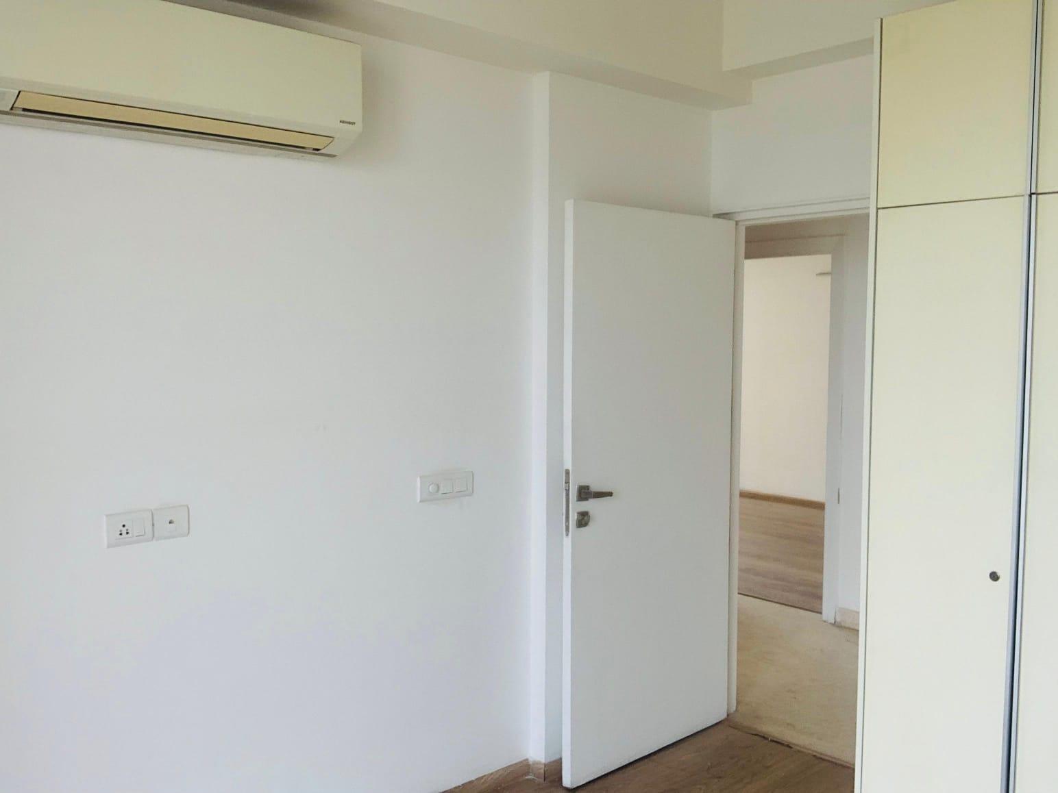2 BHK Apartment in  * Atmosphere 02 ,  Mulund West, Mumbai photo 5