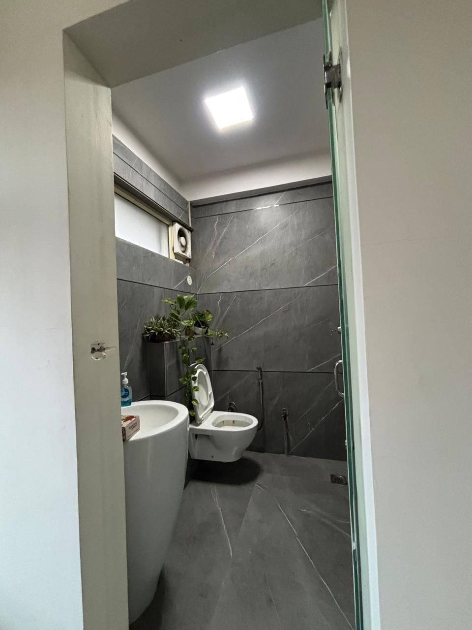 3 BHK Apartment in Piramal Revanta Mulund West, Mumbai photo 6