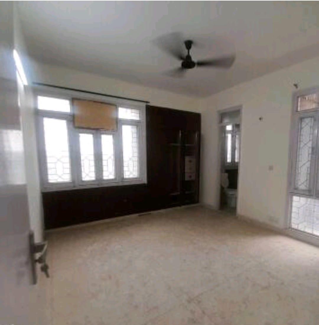3 BHK Apartment in Kaveri apartment sector 6 dwarka delhi 