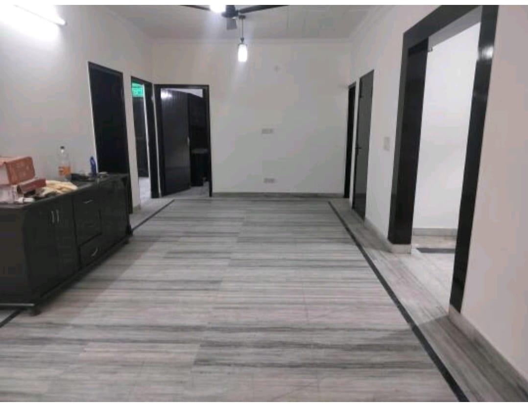 3 BHK Apartment in Swami Dayananda apartment sector 6 dwarka delhi  - View 2
