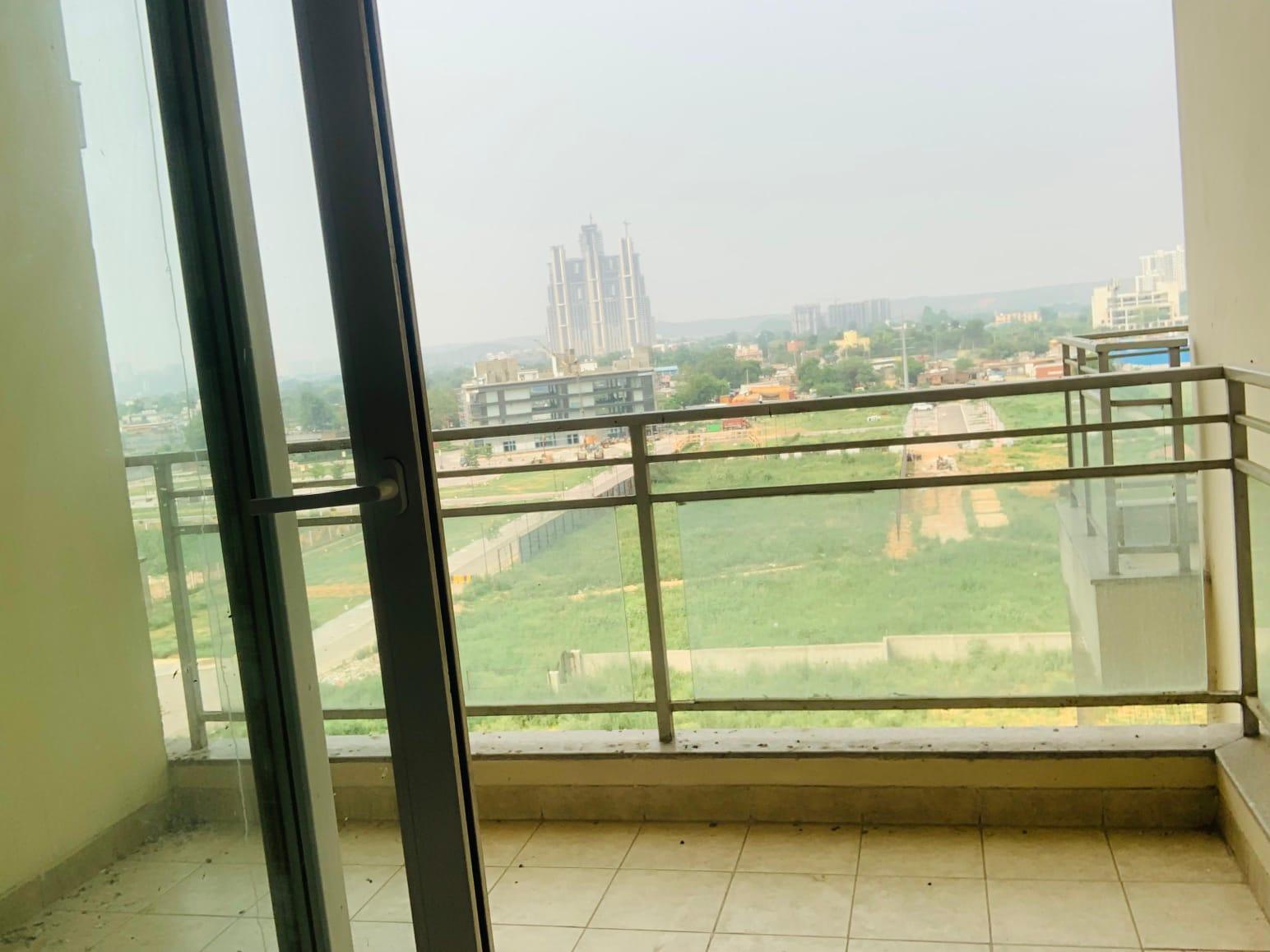4 BHK Apartment in The Views By Adani Realty  Ghatkopar East, Mumbai photo 4