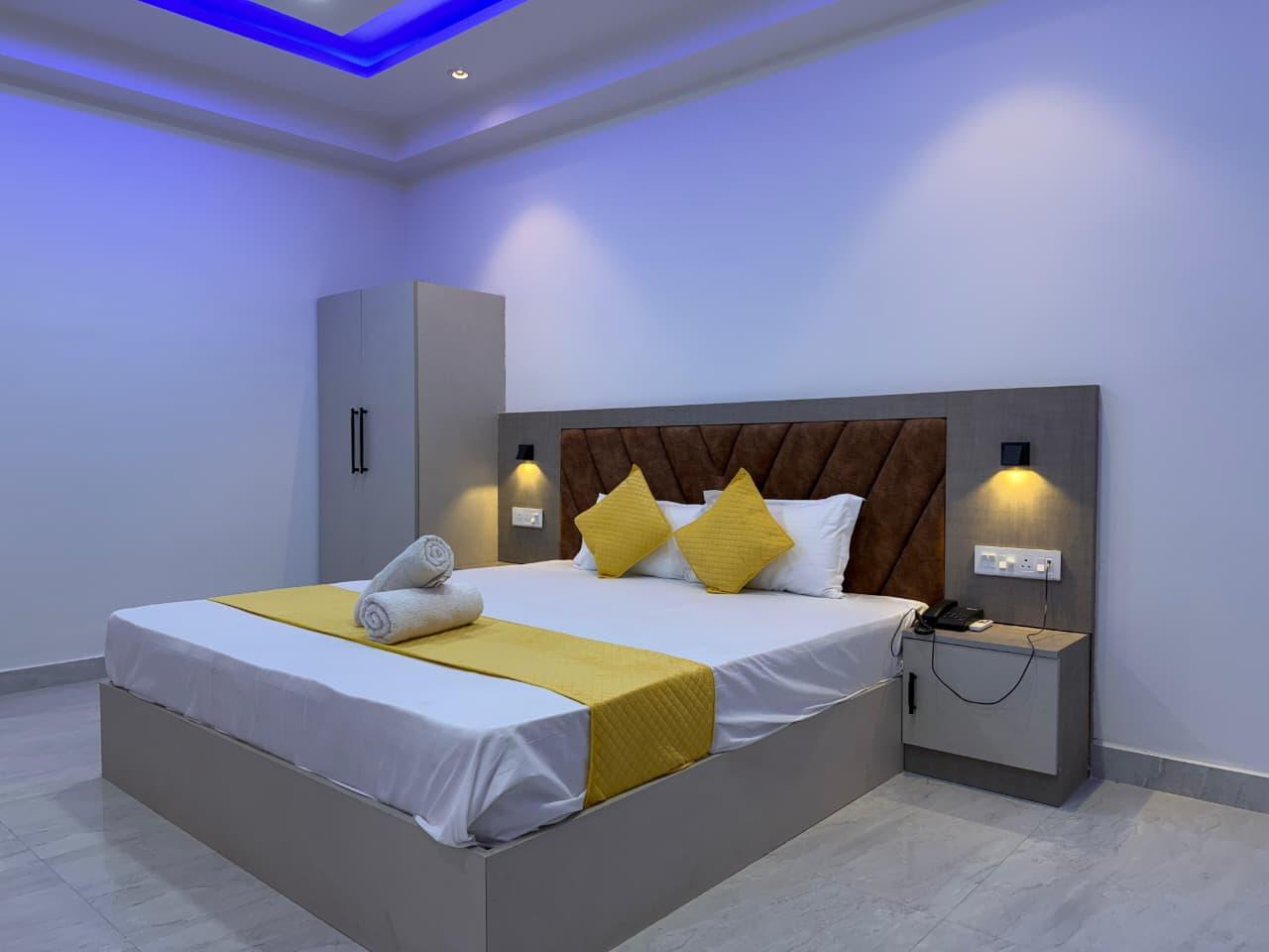3 BHK Apartment in Raymond The Address by GS Sion  Sion East, Mumbai photo 4