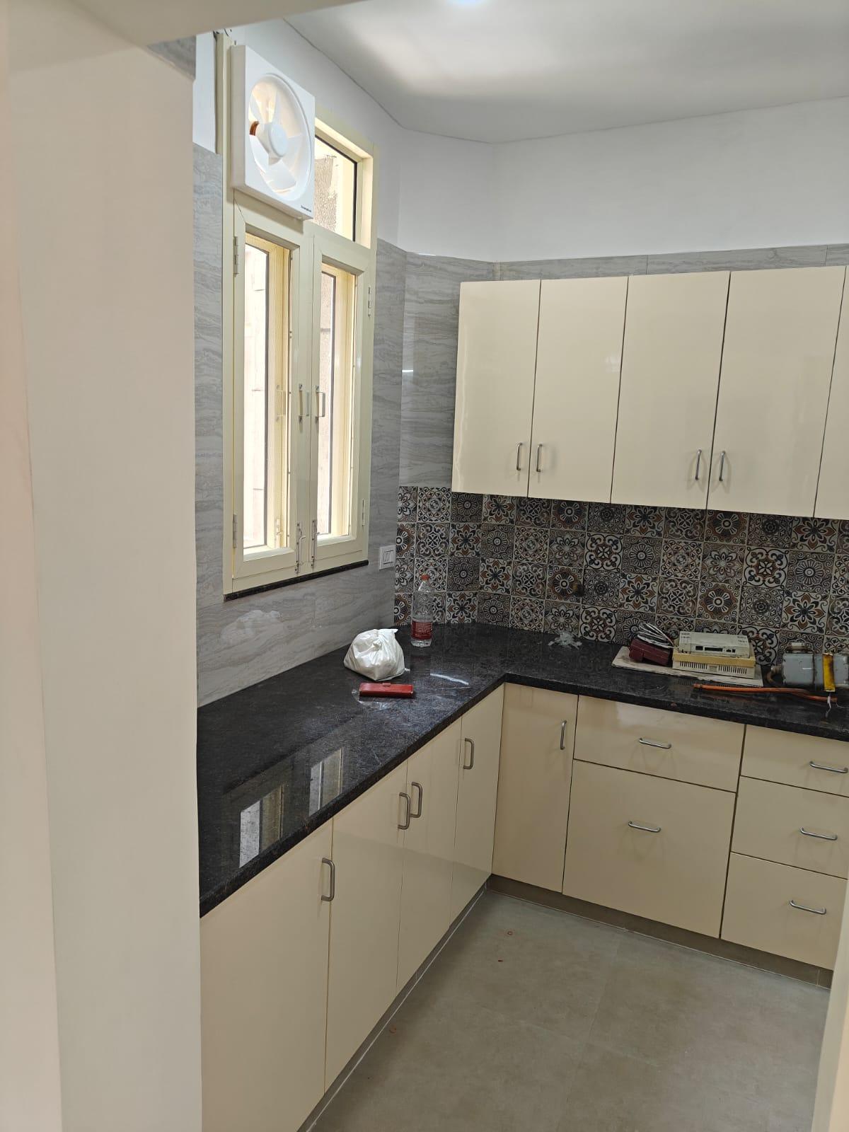2 BHK Apartment in Roswalt Raya  Chembur, Mumbai photo 5