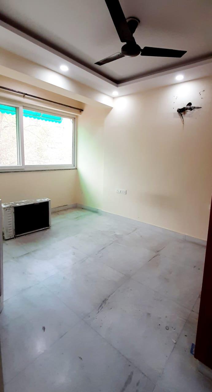 5 BHK Apartment in Rustomjee Ocean Vista  Andheri West, Mumbai photo 4
