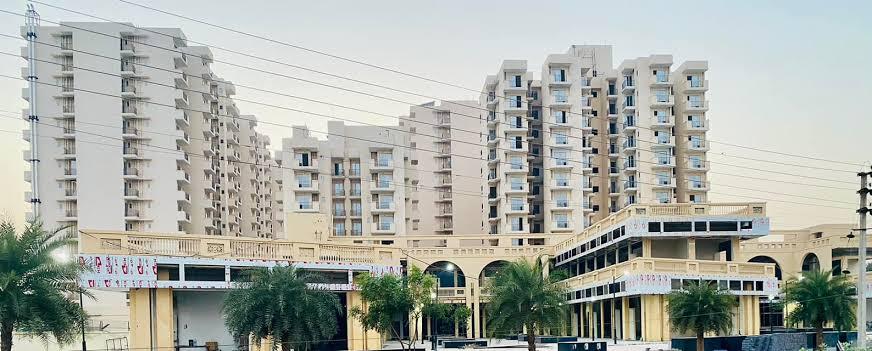 5 BHK Apartment in Lodha Marq  Tardeo, Mumbai photo 11