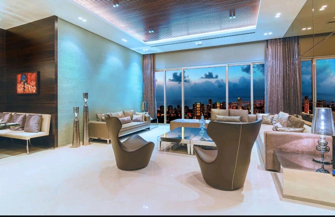 4 BHK Apartment in Birlya niyaara woril mumbai photo 8