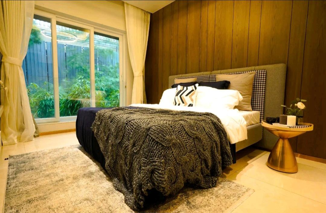 5 BHK Apartment in Birlya niyaara woril mumbai photo 8