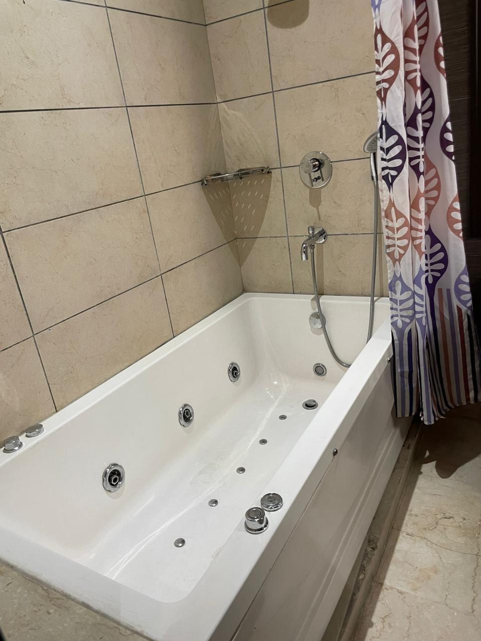 1 BHK Apartment in Darsshan promesa Fremont apartment in lalbaug Parel mumbai photo 4