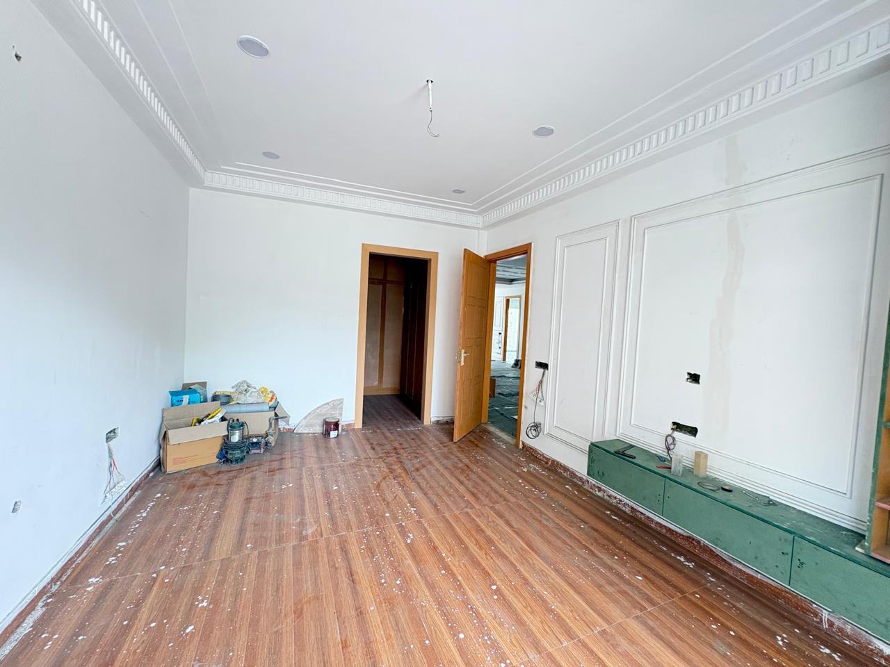 1 BHK Apartment in Darshan Paton Towers Kandivali East, Mumbai photo 4