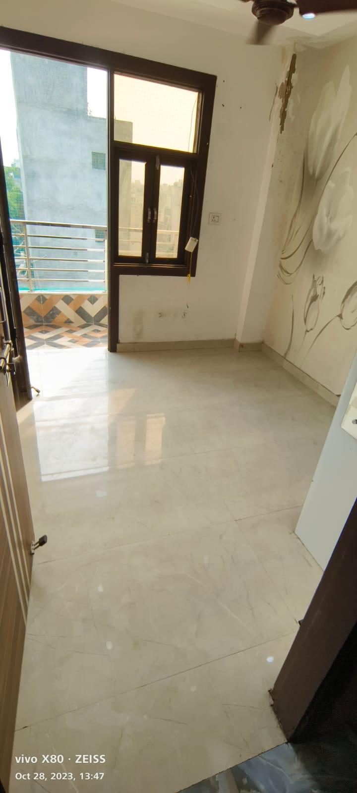 2 BHK Apartment in Darshan Paton Towers Kandivali East, Mumbai photo 4
