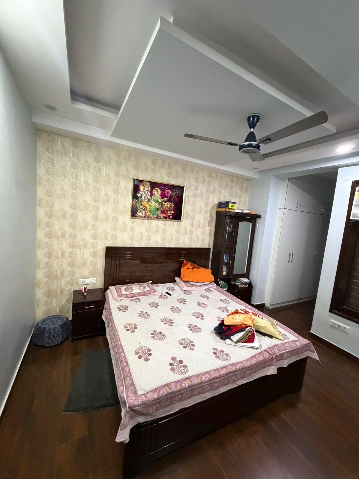 2 BHK Apartment in DGS Sheetal Sky  Lokhandwala Andheri West, Mumbai photo 5