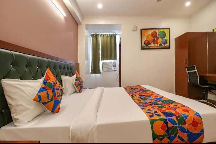 4 BHK Apartment in Yash Daivi Eterneety  Poisar, Borivali West photo 7
