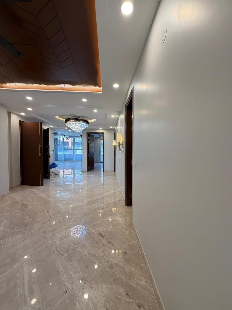 4 BHK Apartment in Shwetha Grand Chs  Malad West, Mumbai photo 4