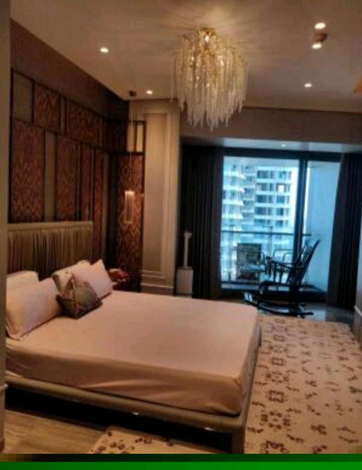 4 BHK Apartment in Lodha World Crest  Lower Parel, Mumbai photo 2