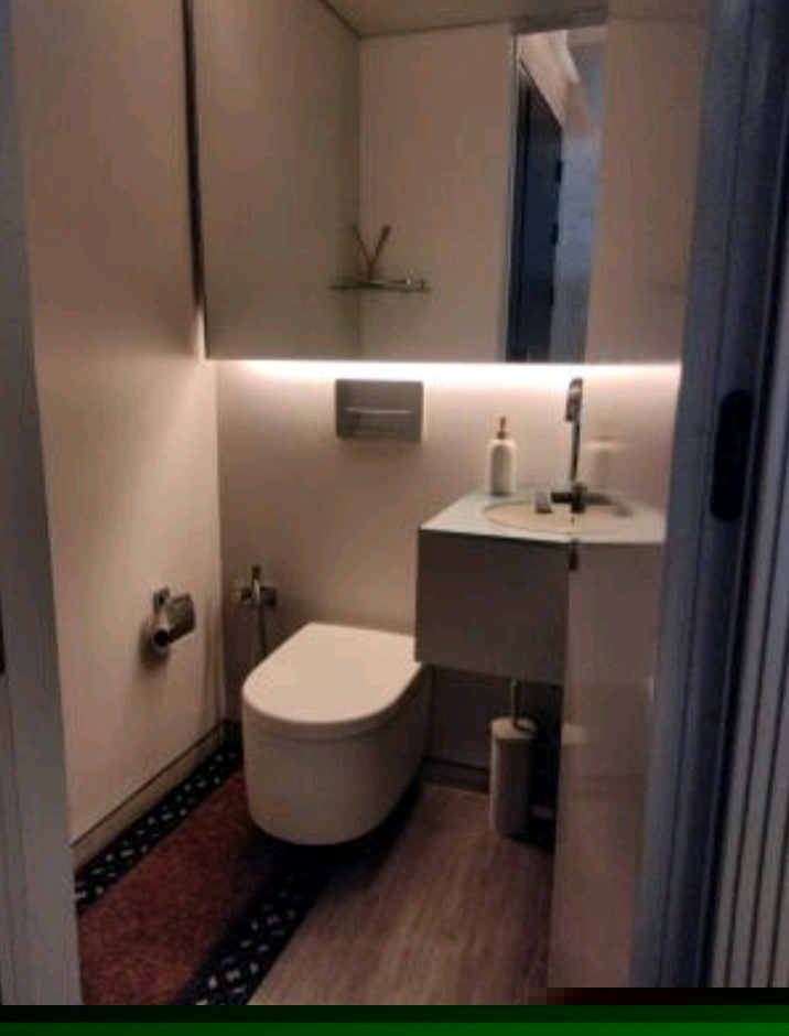 4 BHK Apartment in Lodha World Crest  Lower Parel, Mumbai photo 5