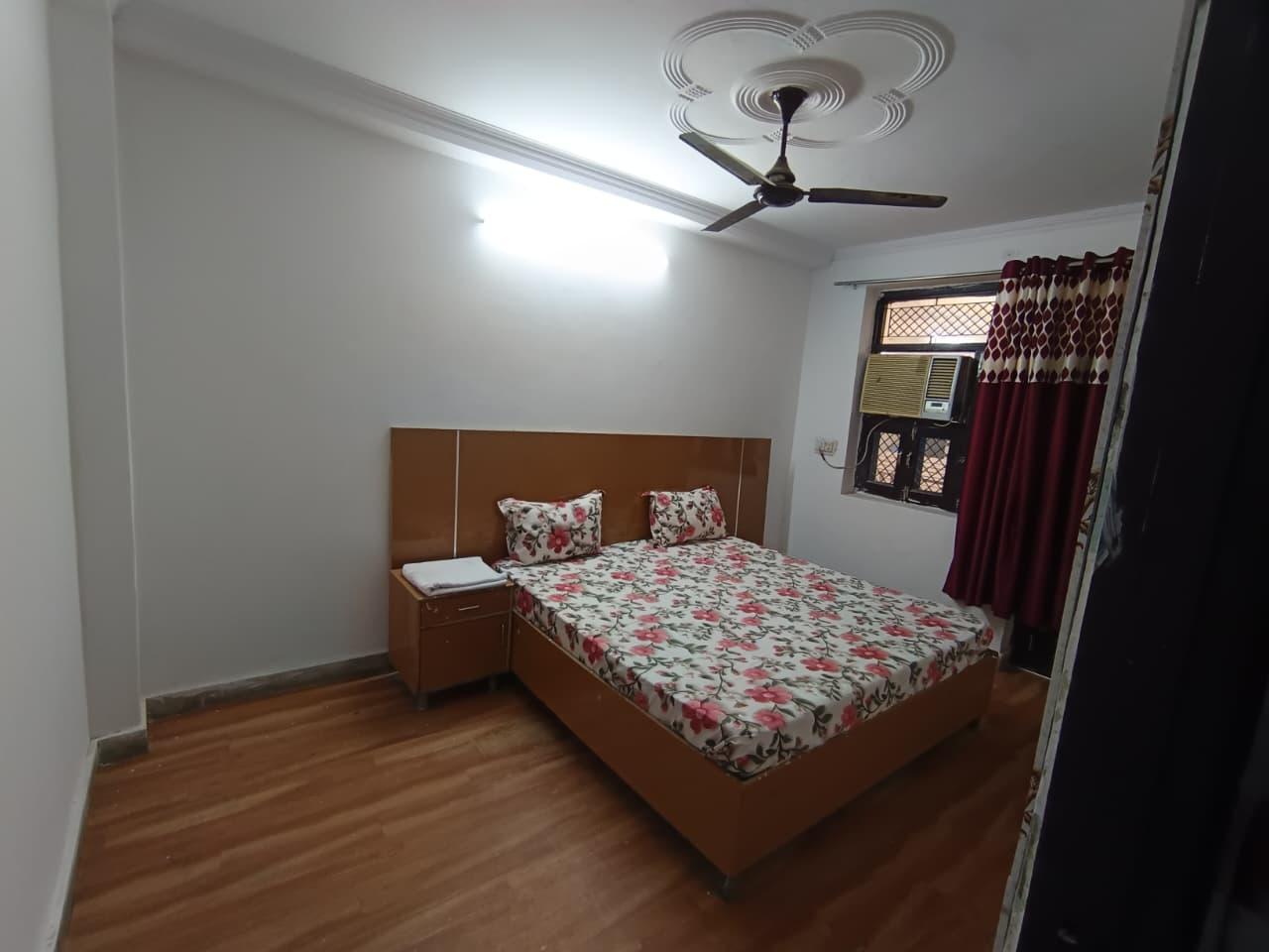 3 BHK Apartment in Rustomjee Oriana Gandhi Nagar, Bandra photo 3