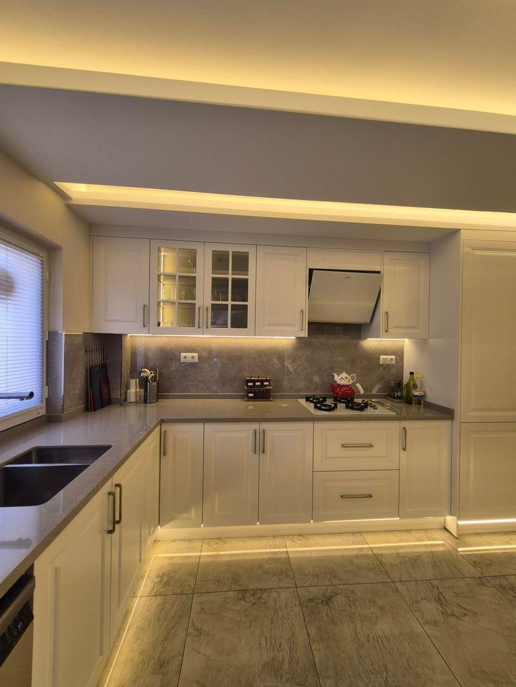 2 BHK Apartment in Blaise view A housing society andheri west mumbai  photo 1
