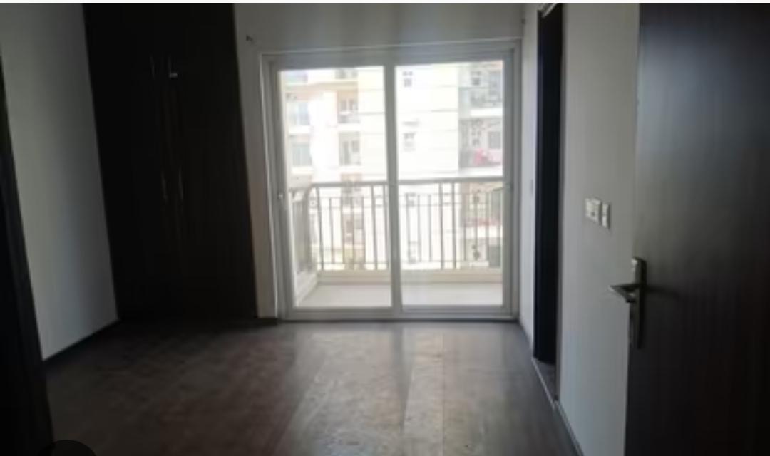 4 BHK Apartment in Apex athena sector- 75,noida