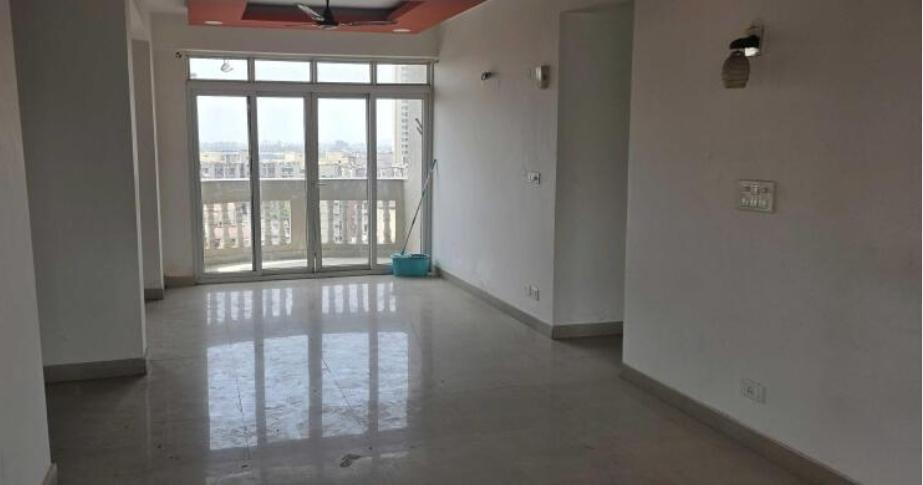3 BHK Apartment in Antriksh green society sector- 50,noida - View 2