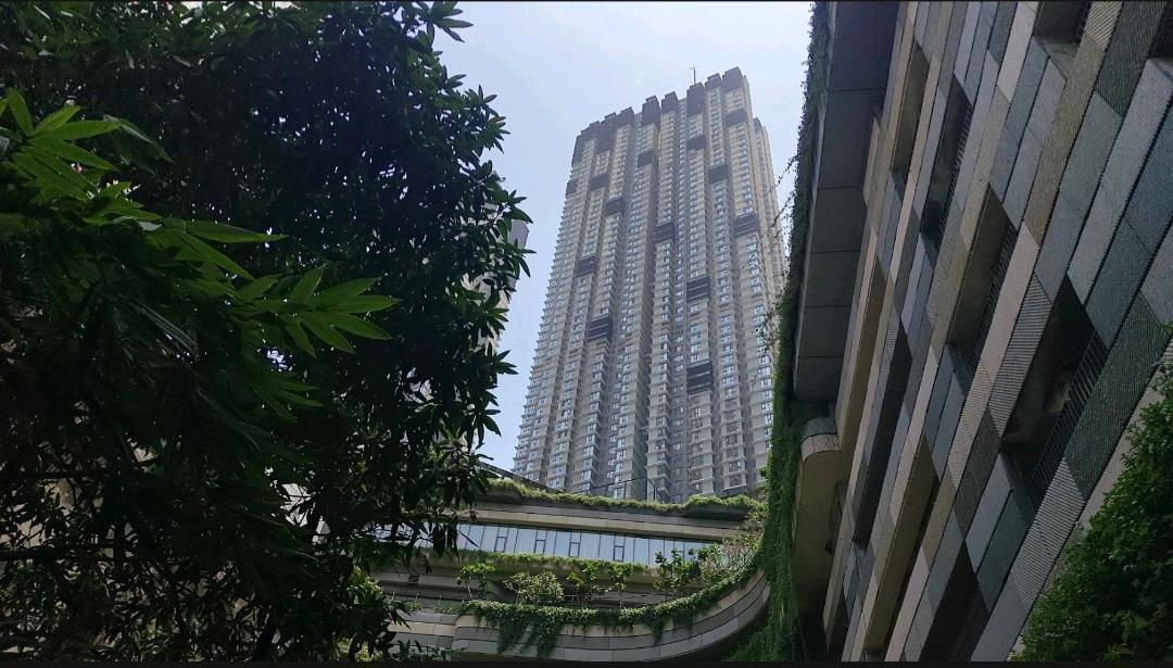 2 BHK Apartment in LODHA PARK Worli, Mumbai
