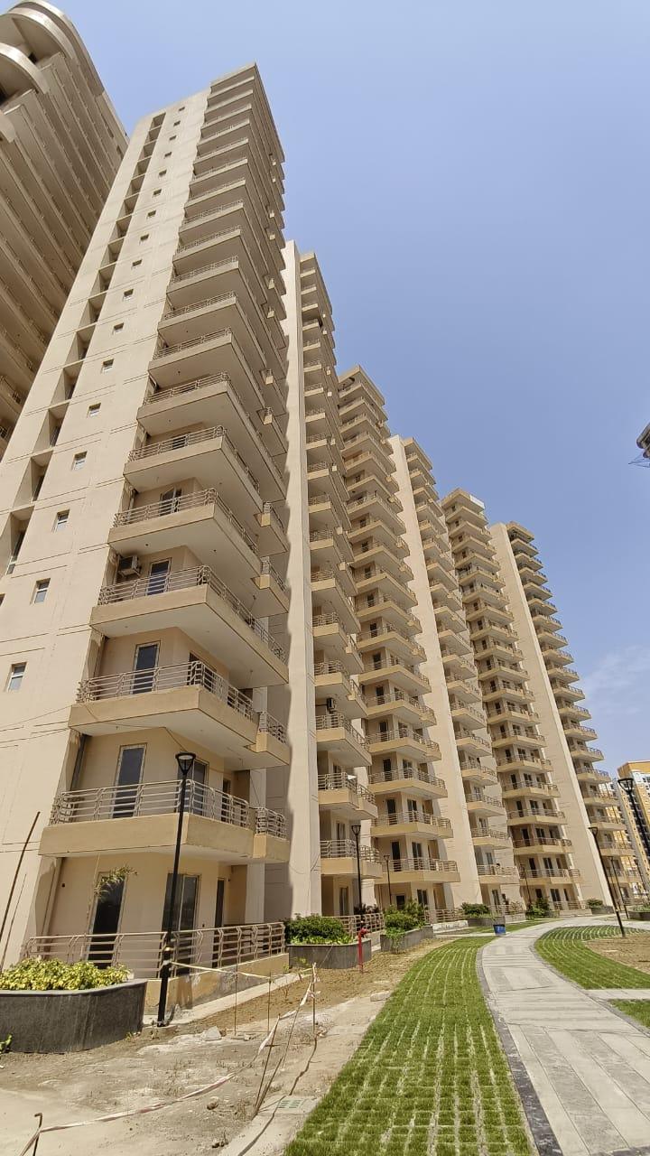 3 BHK Apartment in Modirealty Ashvattha Shailendra Nagar, Dahisar, Mumbai