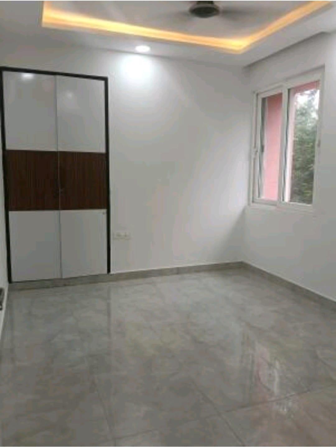 3 BHK Apartment in Pushpanjali apartment sector 4, dwarka delhi