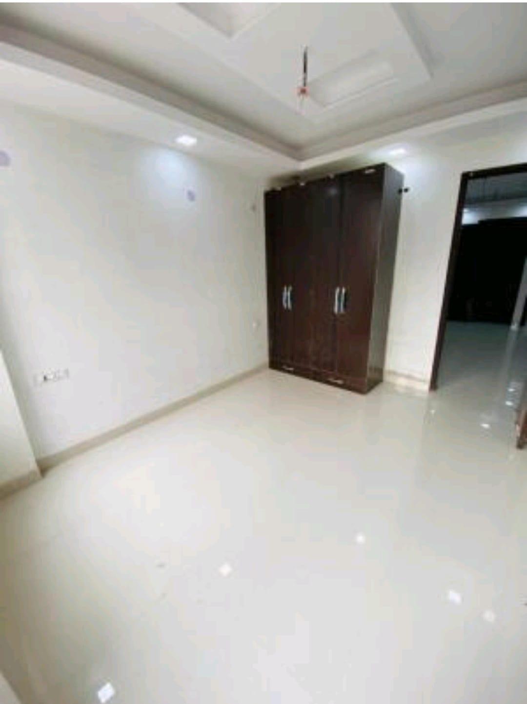4 BHK Apartment in Ratnakar apartment sector 4 dwarka delhi