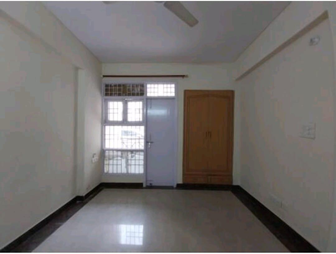 2 BHK Apartment in New jyoti apartment sector 4 dwarka delhi - View 2