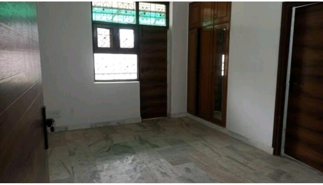 3 BHK Apartment in Saheta apartment sector 4 dwarka delhi - View 2