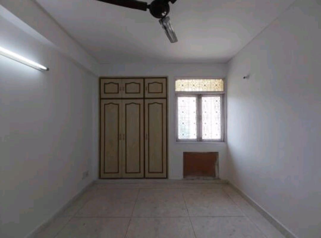 2 BHK Apartment in Shri Ram apartment sector 4 dwarka delhi - View 2