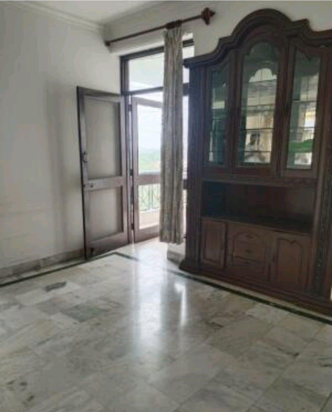 4 BHK Apartment in Green heavens apartment sector 4 dwarka delhi - View 2