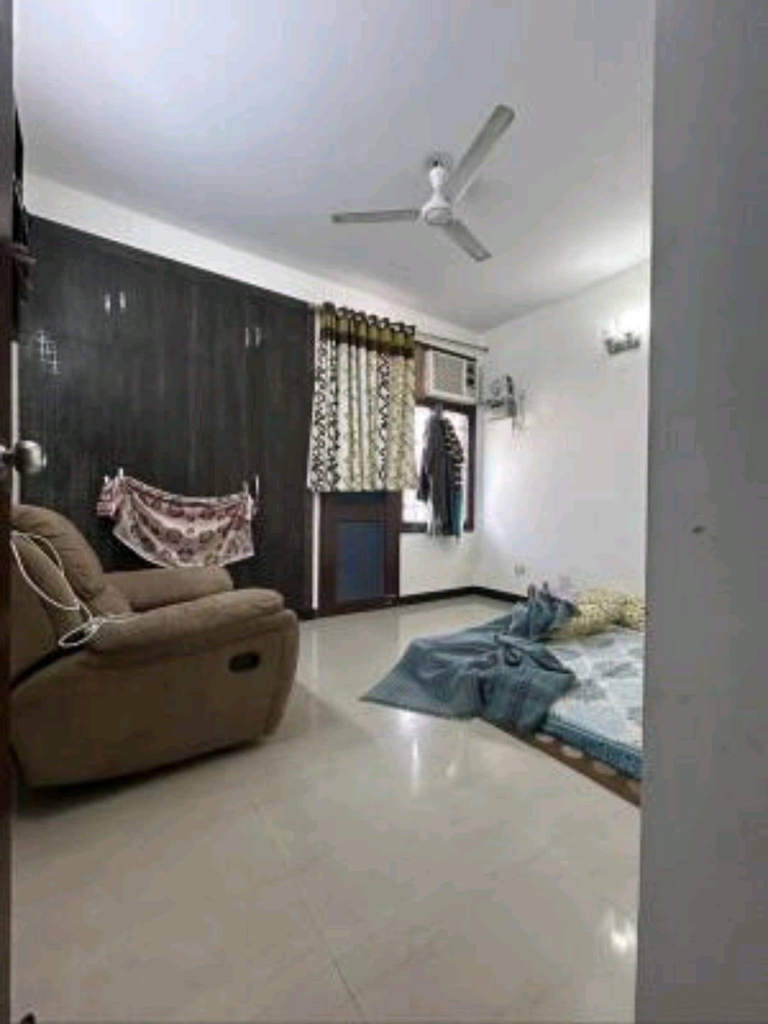 3 BHK Apartment in Kailash apartment sector 4 dwarka delhi - View 2