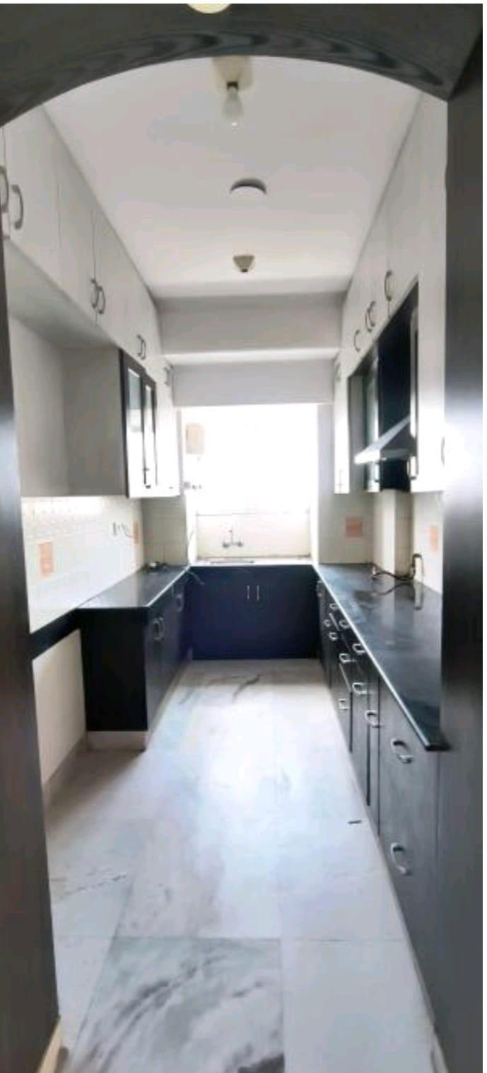3 BHK Apartment in Sarve satyam apartment sector 4 dwarka delhi - View 2