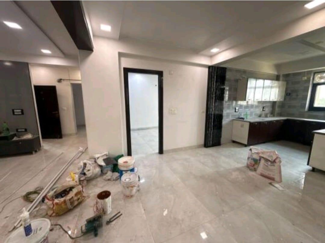 3 BHK Apartment in Om satyam apartment sector 4 dwarka delhi - View 2