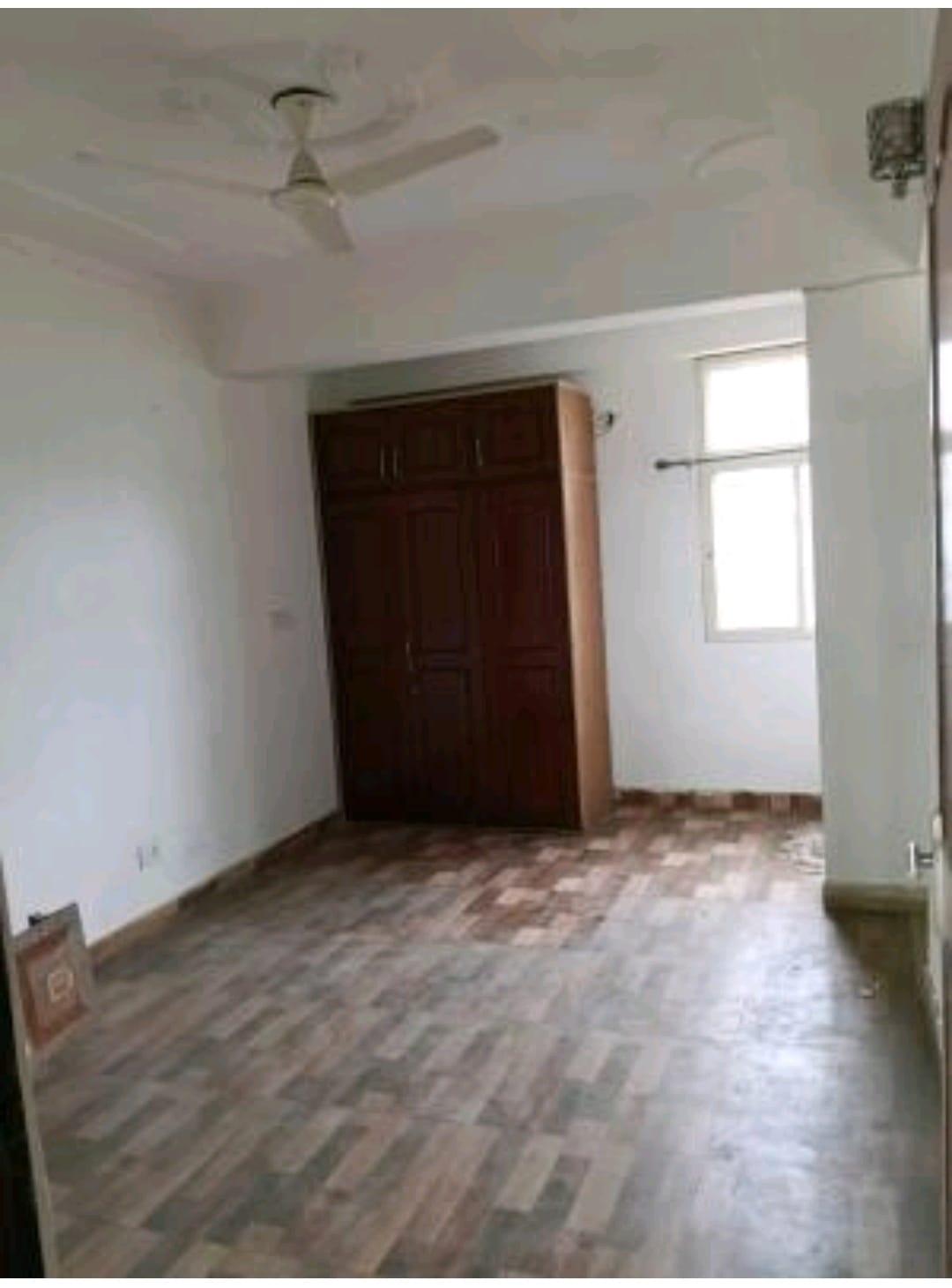 3 BHK Apartment in Ratnakar apartment sector 4 dwarka delhi
